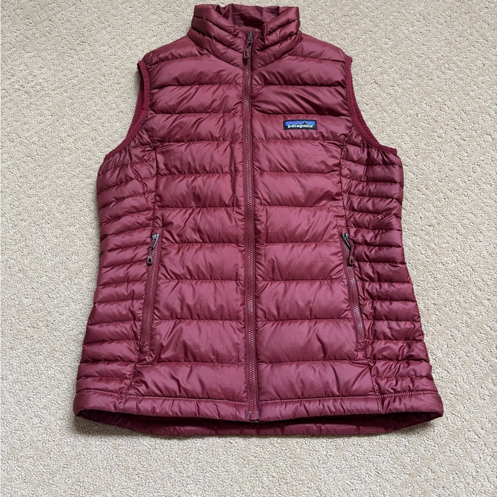 Patagonia Women's Burgundy Down Vest, Small